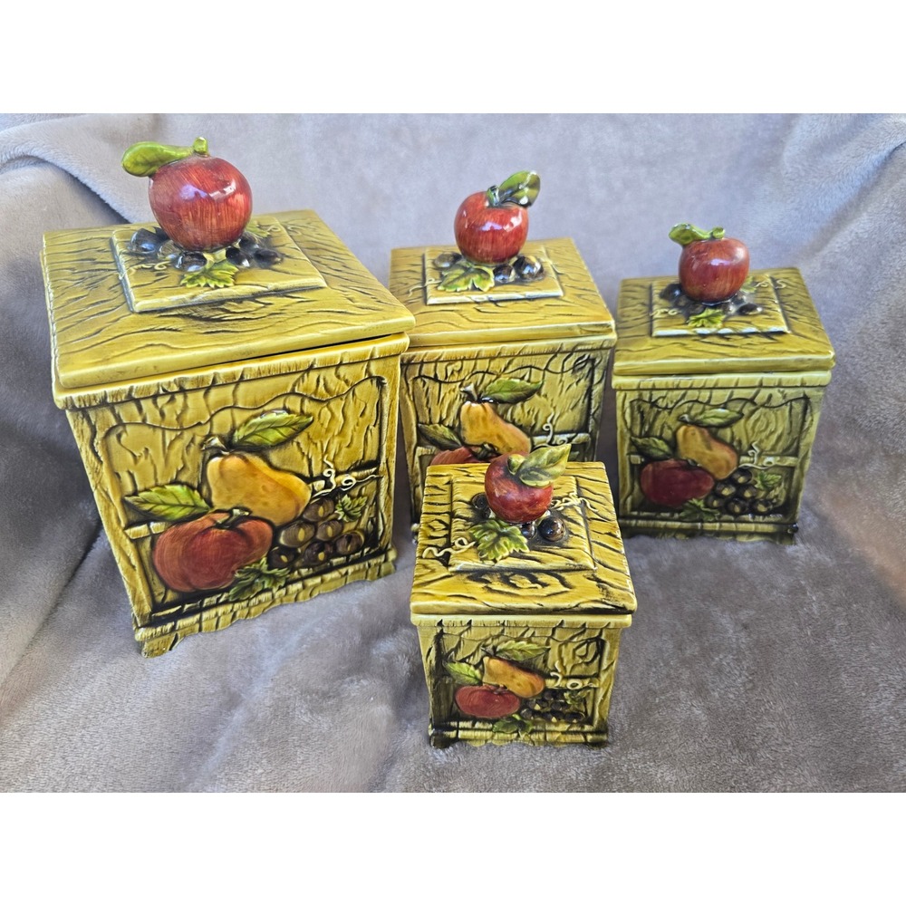 Vintage Geo Z Lefton Ceramic Fruit Canister Set 4 Piece 3755 Green Yellow Japan